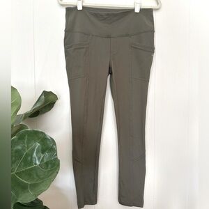 Prana | Women’s Mid/High Rise Capri in Olive | M